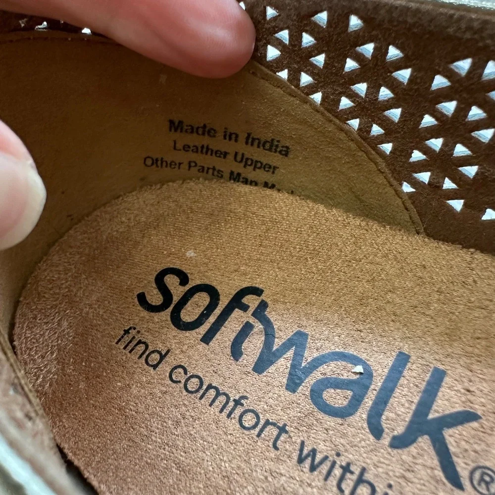 Softwalk Sonoma Perforated Gold Tone‎ Leather Flat Shoes Size 10.5 W